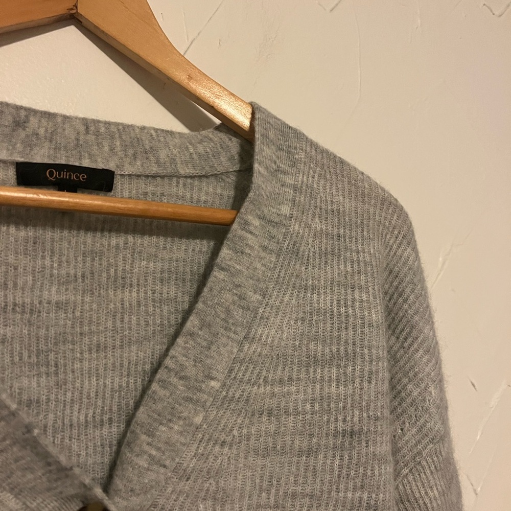 Quince Baby Alpaca Cardigan Light Gray Size Large Ribbed with Pointelle Detail - Picture 5 of 10